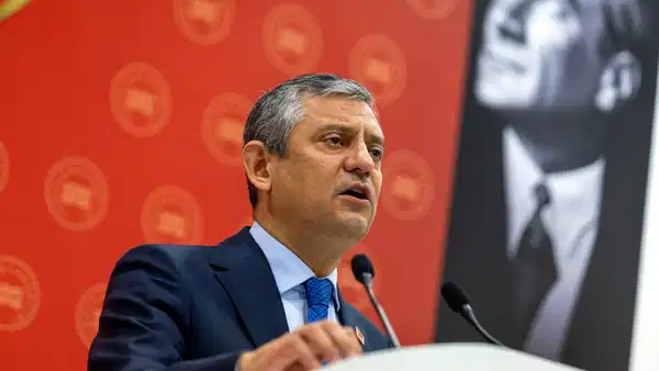 Özgür Özel seçim çalışmalarını açıkladı: 'CHP bugünden itibaren savunmadan hücuma geçiyor'