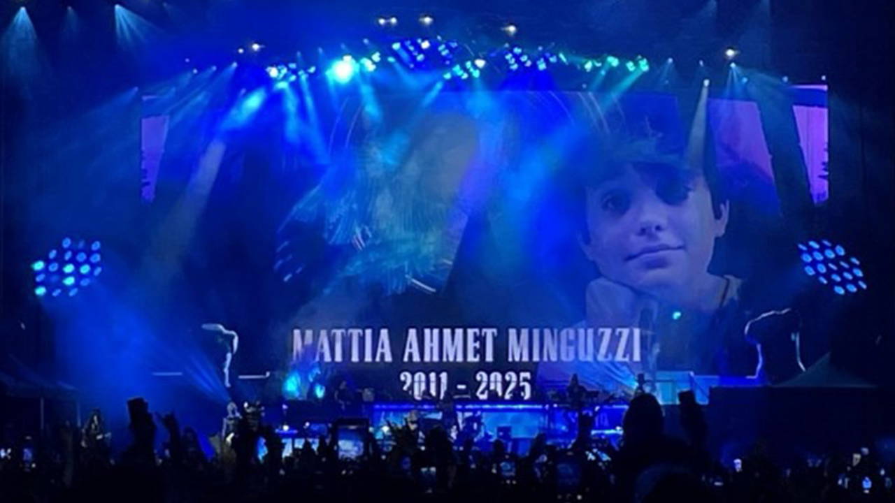 Guns N'Roses, İstanbul konserinde Ahmet Minguzzi'yi andı