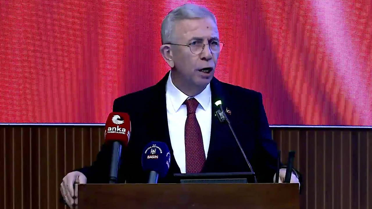 Mansur Yavaş kameralar karşısına çıktı... 'Soruşturma izni' sonrası İçişleri'ne sert yanıt: 'Biz para yemiyoruz, haram yemiyoruz, bulamazsınız!'