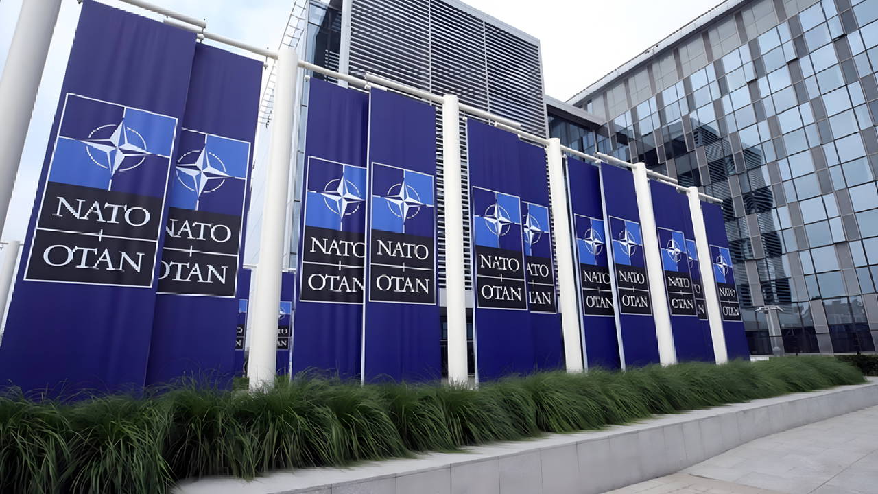 NATO’ya karşı çıkmak yurtseverliğin gereğidir!