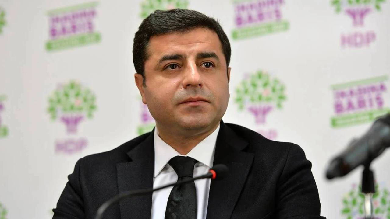 DEM Parti heyetinden Selahattin Demirtaş'a ziyaret!