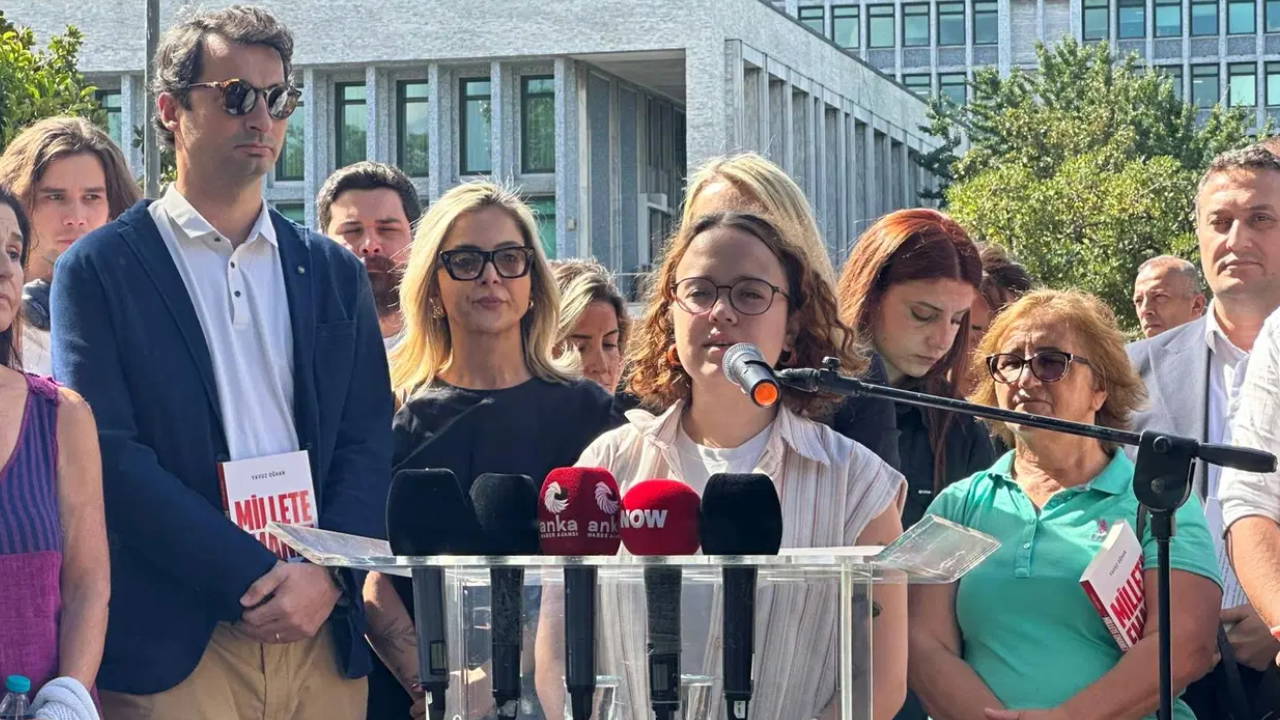 İçeridekilerin aileleri neler yaşıyor