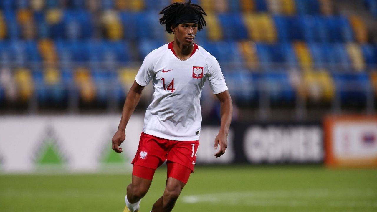 Maxi Oyedele kimdir? Beşiktaş'ın istediği Maxi Oyedele kaç yaşında, nereli? Maxi Oyedele hangi takımlarda oynadı?