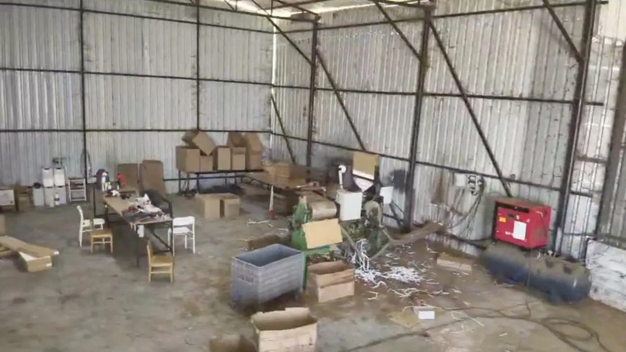 Kaçak sigara fabrikasına baskın: 610 bin makaron ele geçirildi