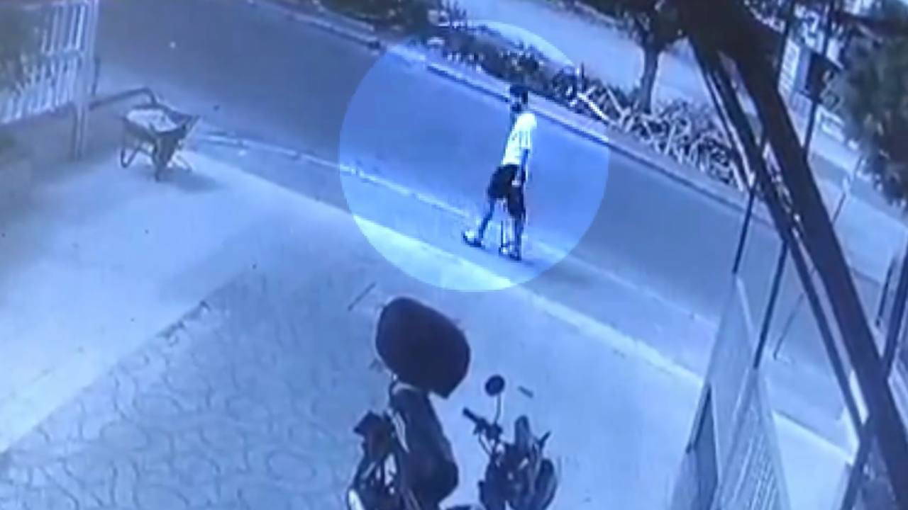 Kendilerini 'polis' ve 'savcı' gibi tanıtıp yurttaşları dolandırdılar!