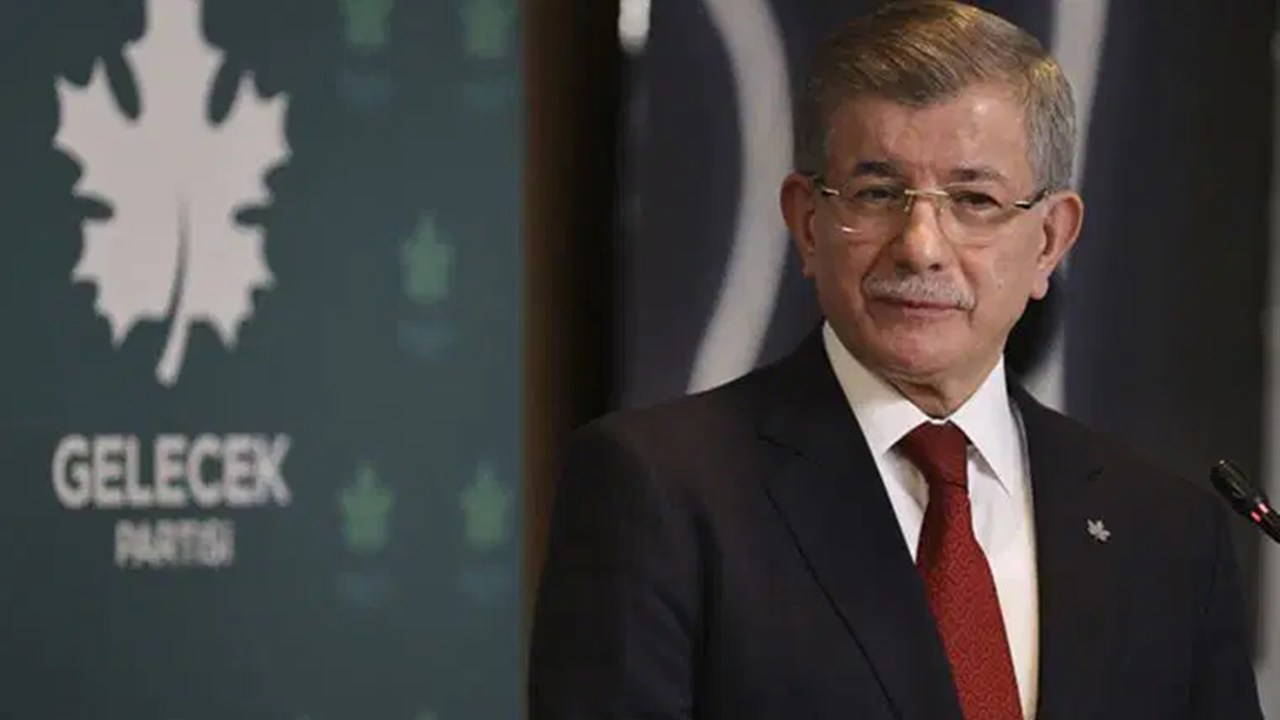Davutoğlu partisindeki istifalara ne dedi?