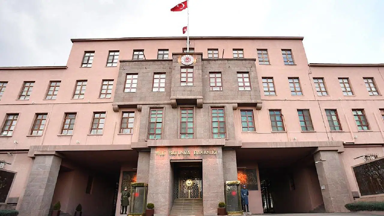 Katar'da helikopter faciası