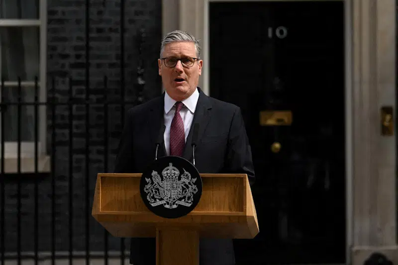 Başbakan Keir Starmer istifa etti