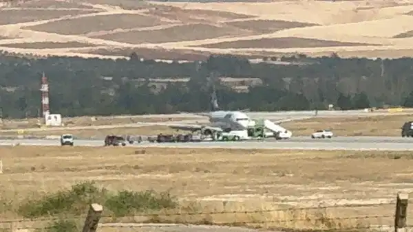 Uçakta 'arıza' paniği: Havalimanında uçuşlara ara verildi