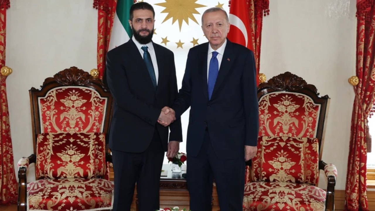 Dolmabahçe'de sürpriz görüşme