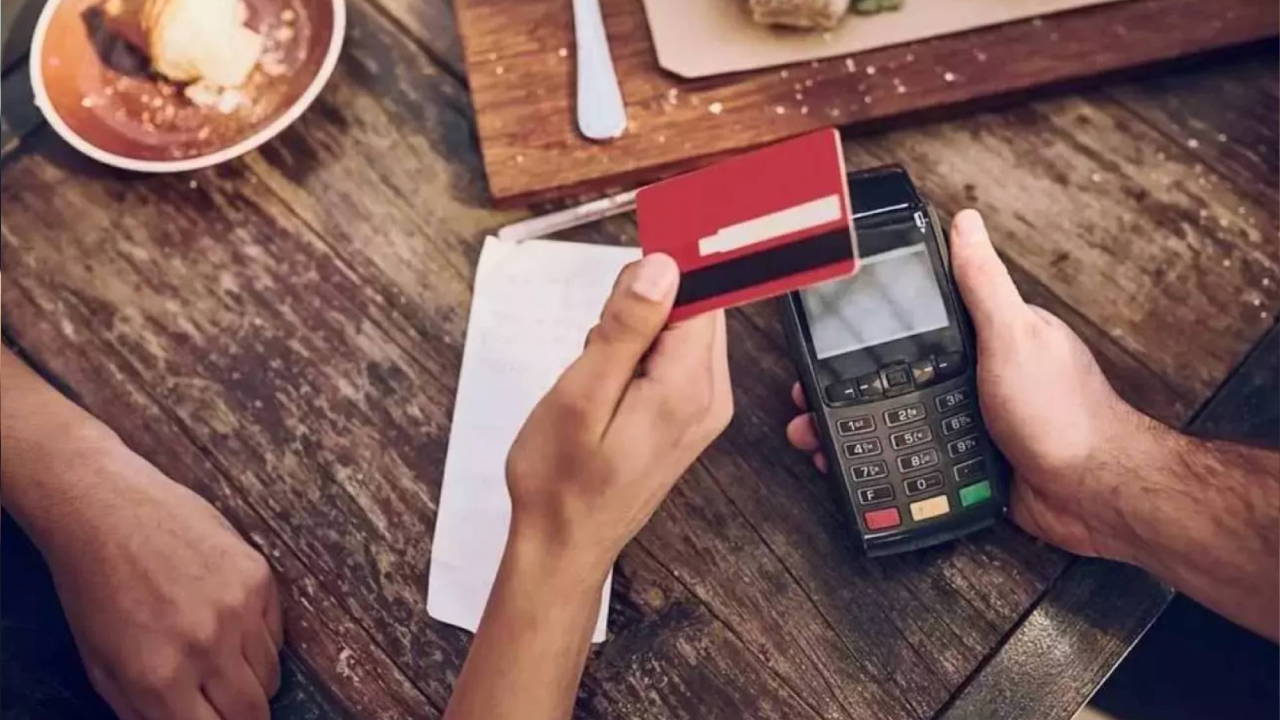 Yemek kartı sektöründeki 4 şirkete soruşturma