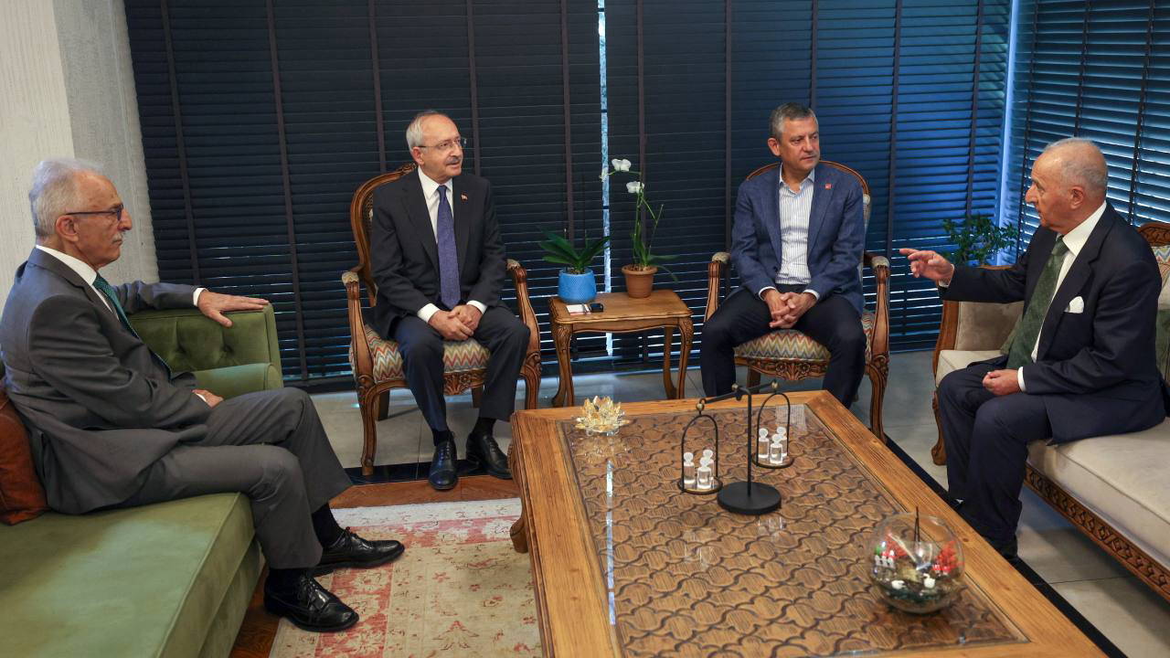 Özel'den önceki genel başkanlara telefon!