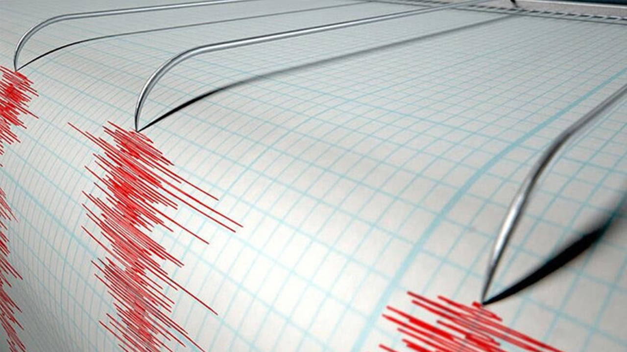 Datça açıklarında 4.9 büyüklüğünde deprem