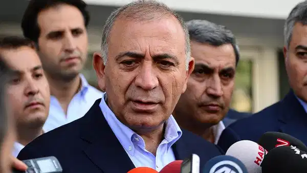 Son Dakika... Mutlak butlan kararı sonrası Gürsel Tekin'in görevi düştü