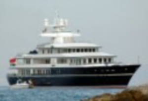 Bill Gates'in tatile çıktığı yat Marmaris'te