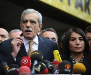 DTP, Meclis'ten çekildi