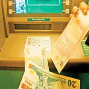 ATM'yi soyarken yakandılar