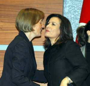 Çubukçu görevini Kavaf'a devretti