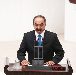 "Hukuka aykırı bir AKP operasyonu"