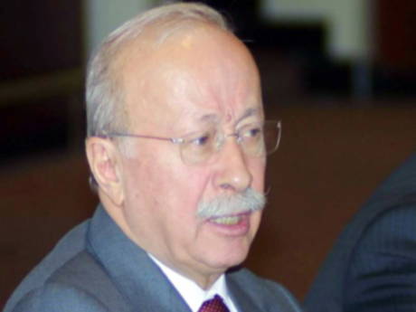 Oktay Ekşi özür diledi