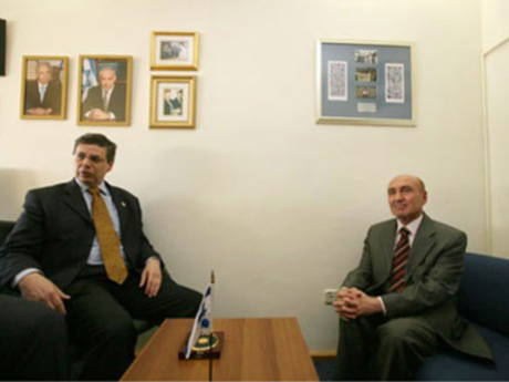 İsrail büyükelçisi Çelikkol merkeze alınıyor