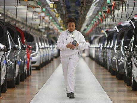 Rus otomobilleri Kazakistan'da üretilecek