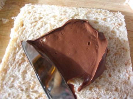 Krem çikolatanın içinden öyle bir şey çıktı ki...