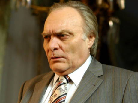 Ünlü oyuncu hayatını kaybetti (11.11.2011)