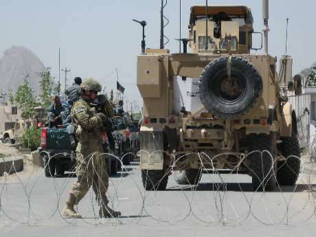 İtalya, Afganistan'daki askerlerini kademeli çekecek