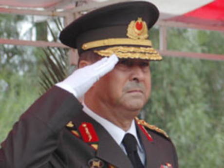 Korgeneral Eröz ve Tuğamiral Eraydın tutuklandı