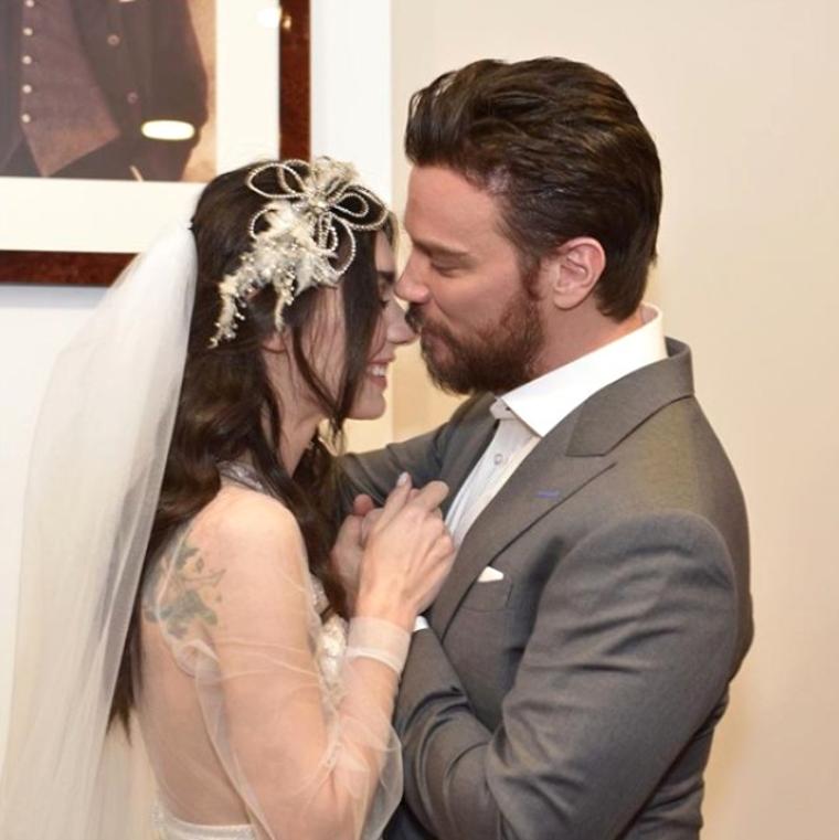Burcu Kıratlı ve Sinan Akçıl evlendi