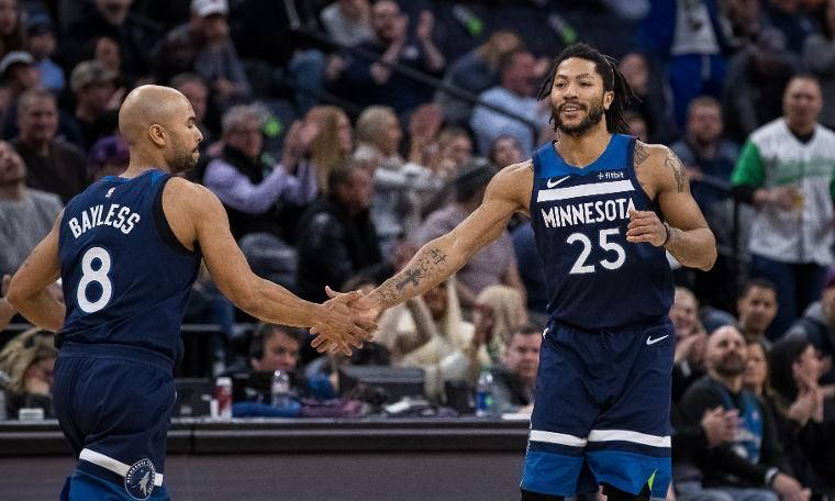 Derrick Rose eski günlerine dönüyor