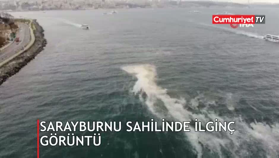 Sarayburnu sahilinde ilginç görüntü