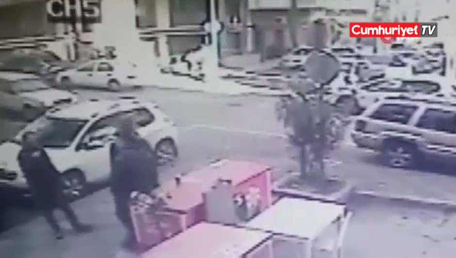 Maltepe’de minibüs terörü kamerada