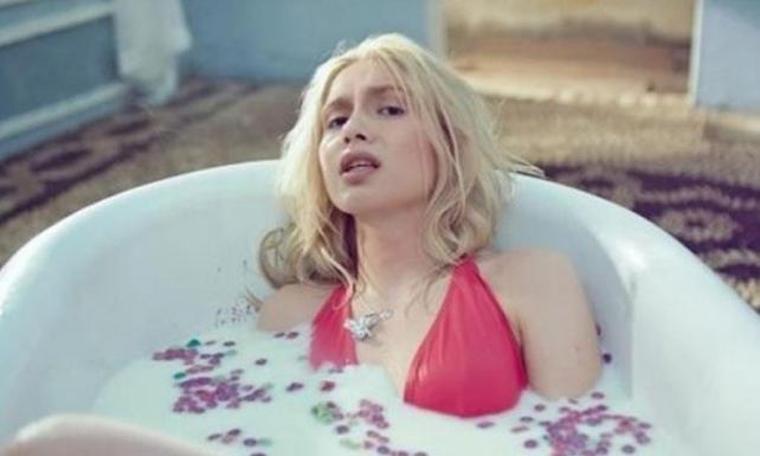 Aleyna Tilki -27 derecede motor kazası geçirdi!