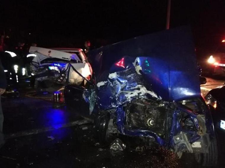 Feci kaza: 2’si ağır, 4 yaralı