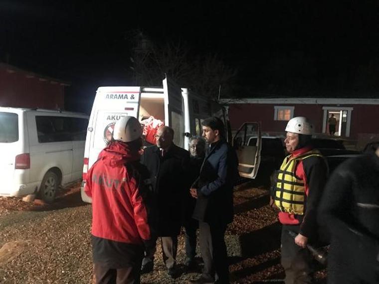 Madende asansör boşluğuna düşen işçi öldü