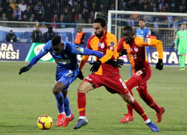 Galatasaray yenilmezlik serisini 10’a çıkardı