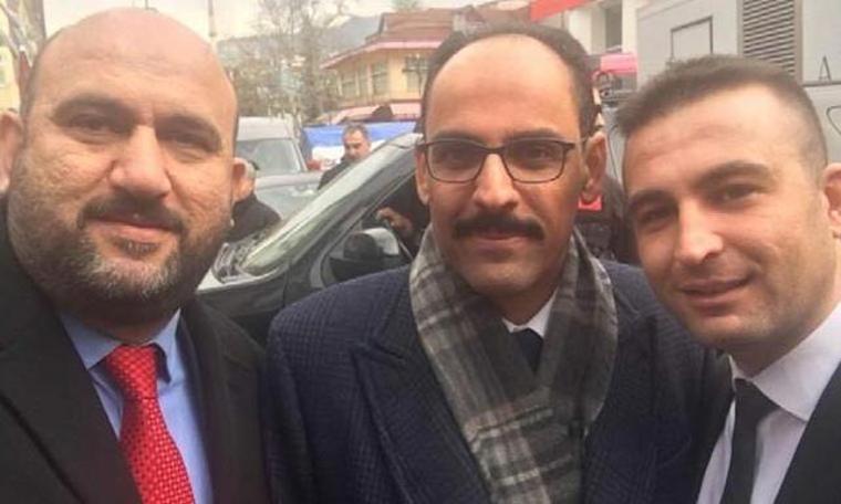 İl Seçim Müdürü AKP mitinginde!