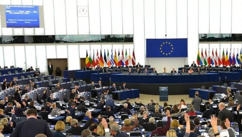 Sağ gölgesinde AP seçimi