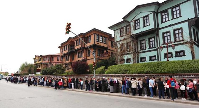 Yılmaz Büyükerşen Balmumu Müzesi rekora koşuyor