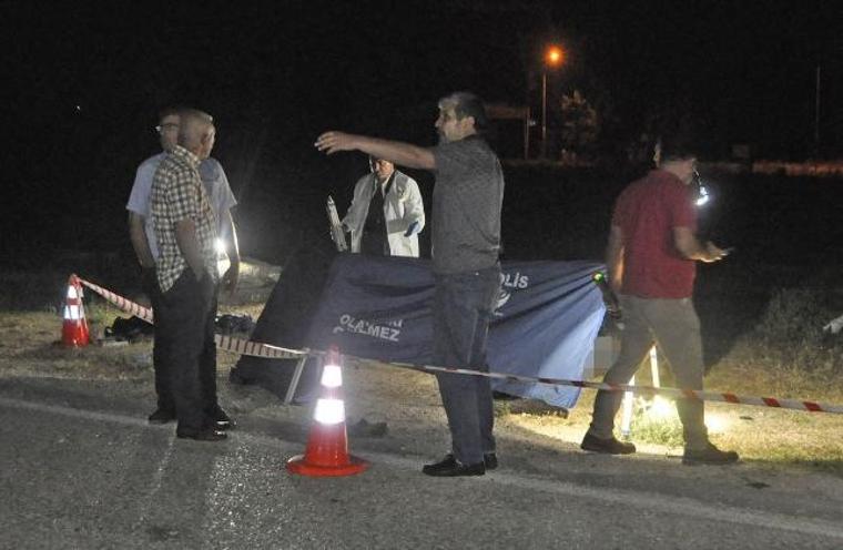 Adana'da yol kenarında ceset bulundu