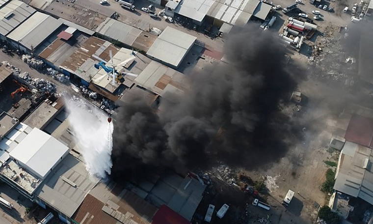 Adana'da geri dönüşüm tesisinde yangın