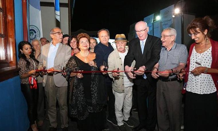 Ataol Behramoğlu Kitaplığı’na görkemli açılış