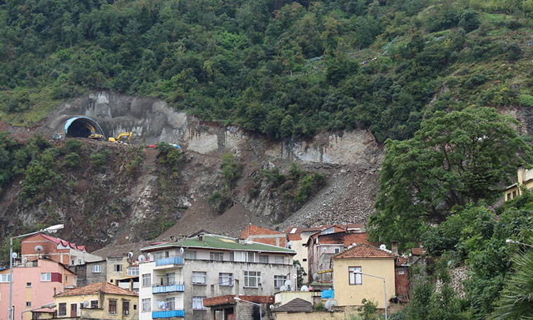 Doğal sit alanına viyadük