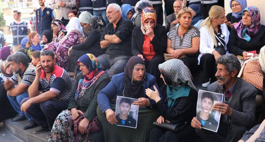 Oturma eylemindeki ailelerin sayısı artıyor