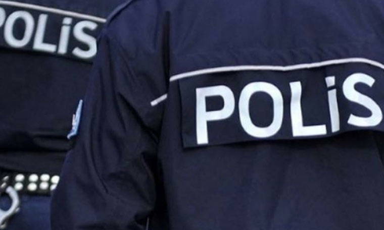 İki polisten doktora darp