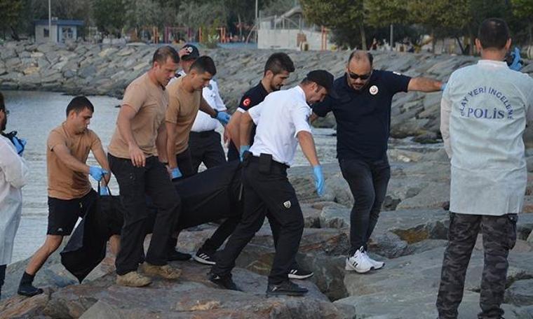 Avcılar'da denizden ceset çıkarıldı