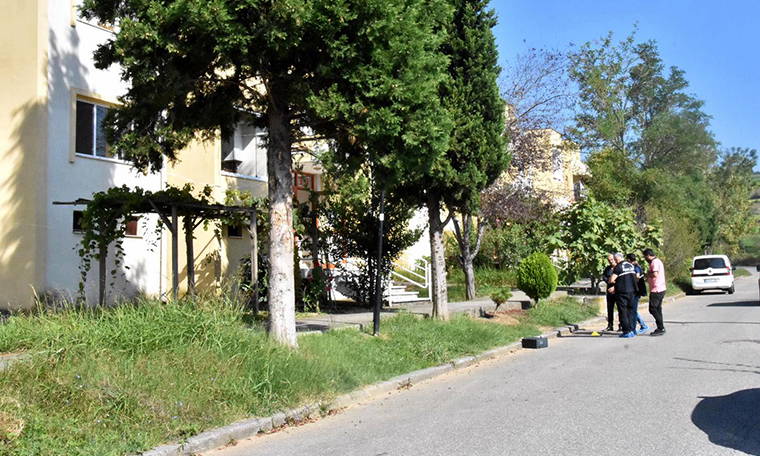 Adapazarı'nda bir kadın eşi tarafından öldürüldü