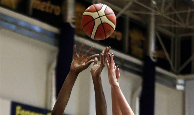 Kadınlar Basketbol Ligi'nde büyük derbi